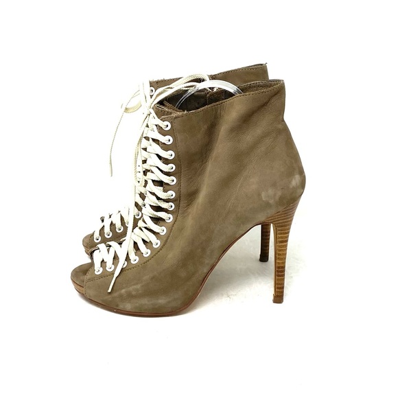 Mi Piaci Shooties - Picture 1 of 7